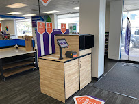 FedEx Office Print & Ship Center - Photo 2 - Car repair in Honolulu, HI, Honolulu