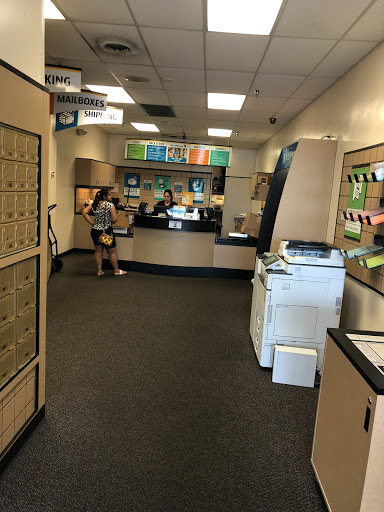 Shipping and Mailing Service «The UPS Store», reviews and photos, 1971 W Lumsden Rd, Brandon, FL 33511, USA
