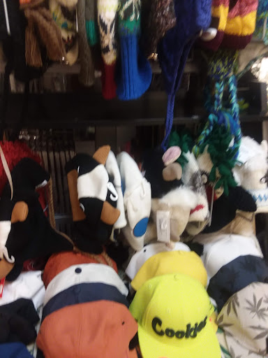 Tobacco Shop «The Pipefitter», reviews and photos, 520 State St, Madison, WI 53703, USA