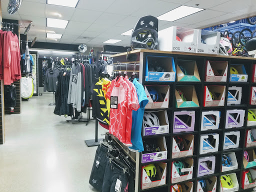 Bicycle Store «Bicycle Centres of Everett», reviews and photos, 4707 Evergreen Way, Everett, WA 98203, USA
