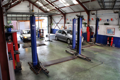 A.A.M.C. (Aire Automobile De Marly Controles Automobiles)