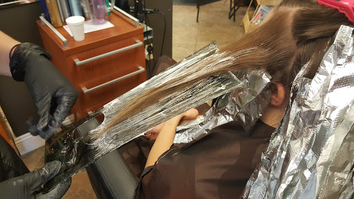 Beauty Salon «Vanity Avenue Salon & Spa», reviews and photos, 9242 Broadview Rd, Broadview Heights, OH 44147, USA