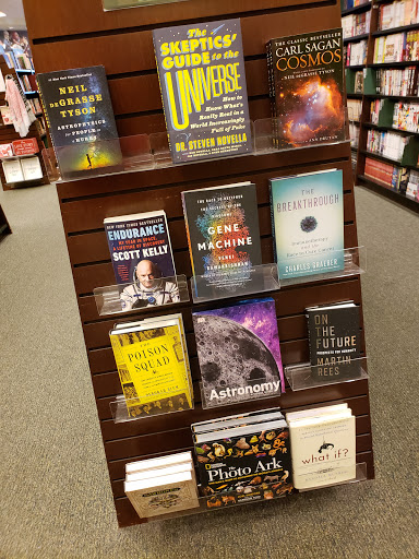 Book Store «Barnes & Noble», reviews and photos, 7900 W Sand Lake Rd, Orlando, FL 32819, USA