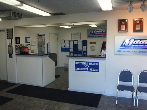 Auto Body Shop «Maaco Collision Repair & Auto Painting», reviews and photos, 4910 Oneida St, Commerce City, CO 80022, USA