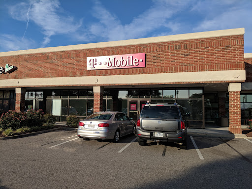 Cell Phone Store «T-Mobile», reviews and photos, 1600 Crossways Blvd b, Chesapeake, VA 23320, USA