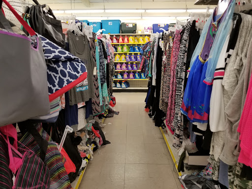 Dollar Store «FAMILY DOLLAR», reviews and photos, 1040 Seminola Blvd, Casselberry, FL 32707, USA