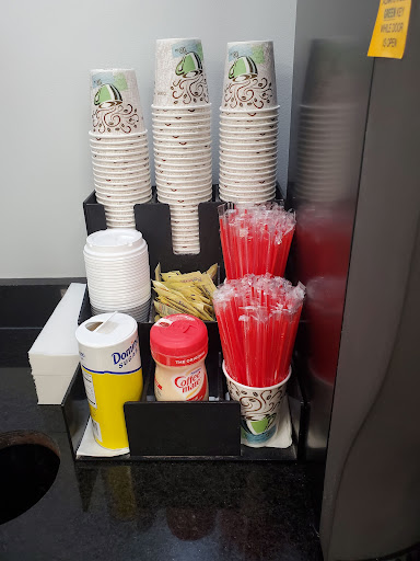 Mercedes Benz Dealer «Mercedes-Benz of Alexandria», reviews and photos, 200 S Pickett St, Alexandria, VA 22304, USA