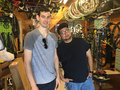 Bicycle Store «2 Bici Bicycle Shop», reviews and photos, 8695 Archer Ave, Willow Springs, IL 60480, USA