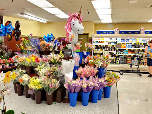 Grocery Store «Safeway», reviews and photos, 1421 Tara Hills Dr, Pinole, CA 94564, USA