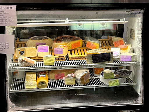 Grocery Store «Old Wethersfield Country Store», reviews and photos, 221 Main St, Wethersfield, CT 06109, USA