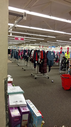 Clothing Store «Burlington Coat Factory», reviews and photos, 99 Southgate Ave, Daly City, CA 94015, USA