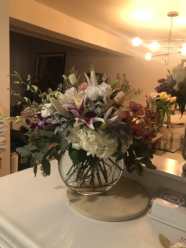 Florist «Rafael Florist», reviews and photos, 891 4th St, San Rafael, CA 94901, USA