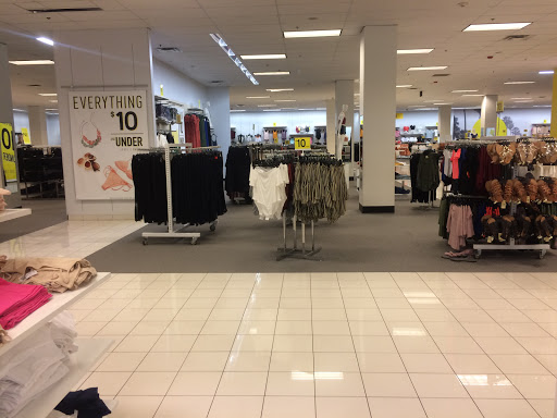 Clothing Store «Forever 21», reviews and photos, 200 Inland Center Dr, San Bernardino, CA 92408, USA