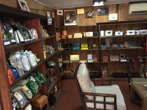 Tabacos y Café