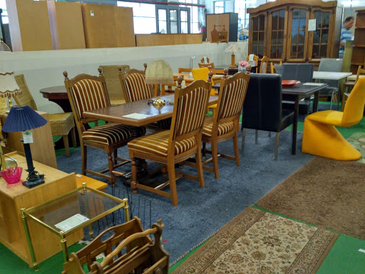 Second hand dining tables Mannheim
