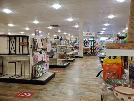 Department Store «HomeGoods», reviews and photos, 5850 University Dr NW a, Huntsville, AL 35806, USA