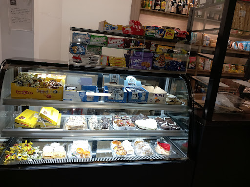 Panadería La sureña en Las Lagunas, Málaga