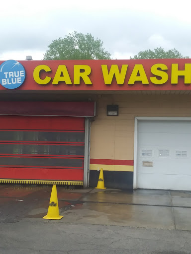 Rainstorm Car Wash en Markham
