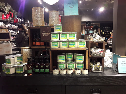 Beauty Supply Store «Bath & Body Works», reviews and photos, 1550 24th Ave NW, Norman, OK 73069, USA