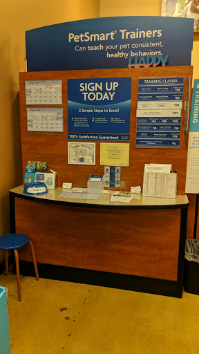 Pet Supply Store «PetSmart», reviews and photos, 1600 N Jackson St #310, Tullahoma, TN 37388, USA