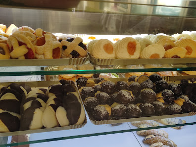 Pasticceria Dolci Fantasie Di Zauri Paola Corso V. Veneto, 26, 67058 San Benedetto dei Marsi AQ, Italia