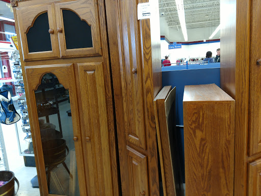Thrift Store «Goodwill», reviews and photos