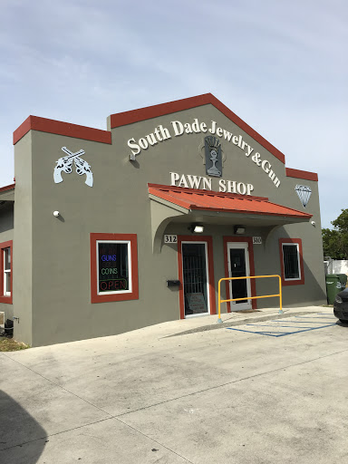 Pawn Shop «Homestead Jewelry, Pawn & Gun», reviews and photos, 310 S Krome Ave, Homestead, FL 33030, USA
