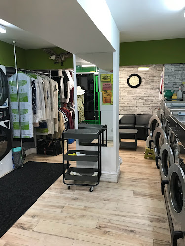 Reviews of Cardiff Laundrette in Cardiff - Laundry service