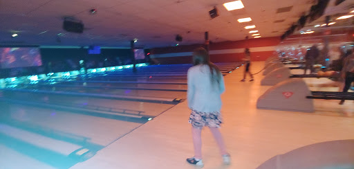 Bowling Alley «AMF Centereach Lanes», reviews and photos, 40 Horseblock Rd, Centereach, NY 11720, USA