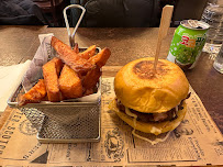 Hamburger du Restaurant coréen HITE à Paris - n°1