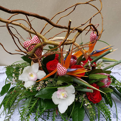 Florist «Flowers By Renia & Gifts», reviews and photos, 6404 Fresh Pond Rd, Flushing, NY 11385, USA