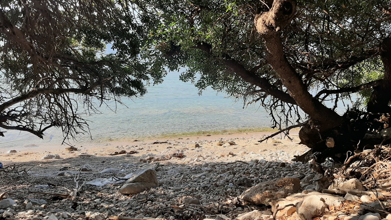 Foto von Psatha 2nd wild beach mit sehr sauber Sauberkeitsgrad