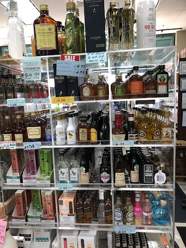 Liquor Store «METRO WINE & LIQUORS», reviews and photos, 89 NJ-17, East Rutherford, NJ 07073, USA