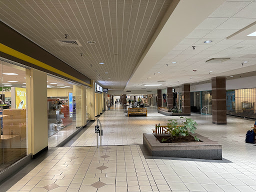 Shopping Mall «Colonial Park Mall», reviews and photos, 4600 Jonestown Rd, Harrisburg, PA 17109, USA