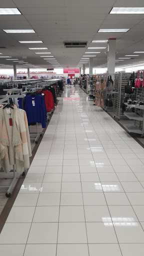 Clothing Store «Burlington Coat Factory», reviews and photos, 600 Northtown Dr, Blaine, MN 55434, USA