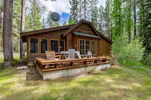 Lake Creek Lodge image