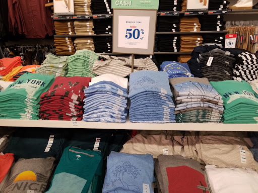 Clothing Store «Old Navy», reviews and photos, 9155 W Stockton Blvd, Elk Grove, CA 95758, USA