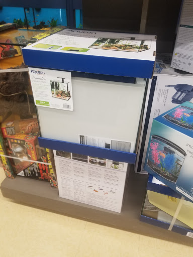 Pet Supply Store «Petco Animal Supplies», reviews and photos, 1412 S Main Chapel Way, Gambrills, MD 21054, USA