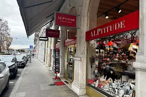 Alptitude original swiss souvenirs image