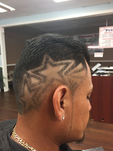 Barber Shop «U.S. CUTS BARBERSHOP INC.», reviews and photos, 426 E Derby Ave, Auburndale, FL 33823, USA