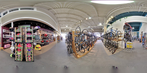 Bicycle Store «Bicycle Garage Indy & BGI Fitness - Greenwood», reviews and photos, 997 E County Line Rd, Greenwood, IN 46143, USA