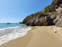 Photo de Cala dei 40 Remi Beach avec petite baie