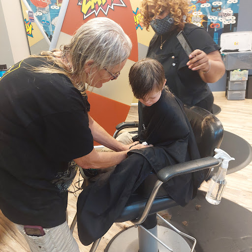 Hair Salon «Great Clips», reviews and photos, 1244 Kingsway Rd, Brandon, FL 33510, USA