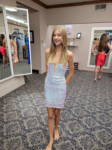 Formal Wear Store «The Prom Shoppe», reviews and photos, 27 Main St, Oswego, IL 60543, USA