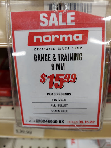 Gun Shop «Vance Outdoors», reviews and photos, 150 Arrowhead Dr, Hebron, OH 43025, USA