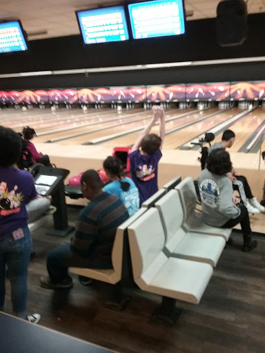 Bowling Alley «AMF Auburn Lanes», reviews and photos, 719 Opelika Rd, Auburn, AL 36830, USA