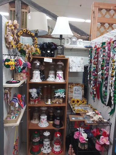 Antique Store «Craftiques Mall - Bandera Road», reviews and photos, 6751 Bandera Rd, San Antonio, TX 78238, USA