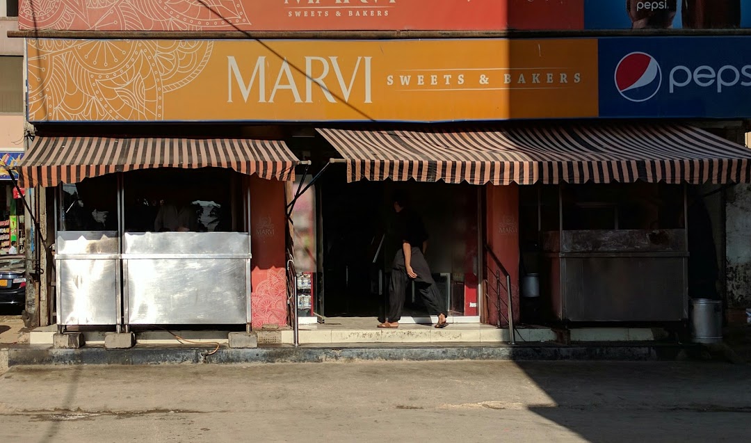 Marvi Sweets and Bakers