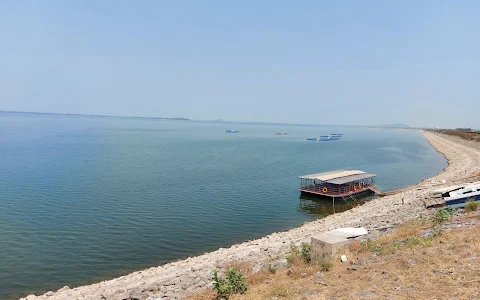 Lower Manair Dam image