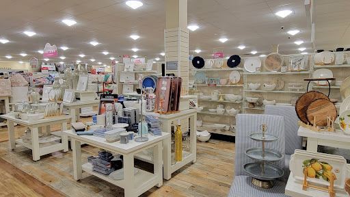 Department Store «T.J. Maxx & HomeGoods», reviews and photos, 24630 Dulles Landing Dr, Dulles, VA 20166, USA